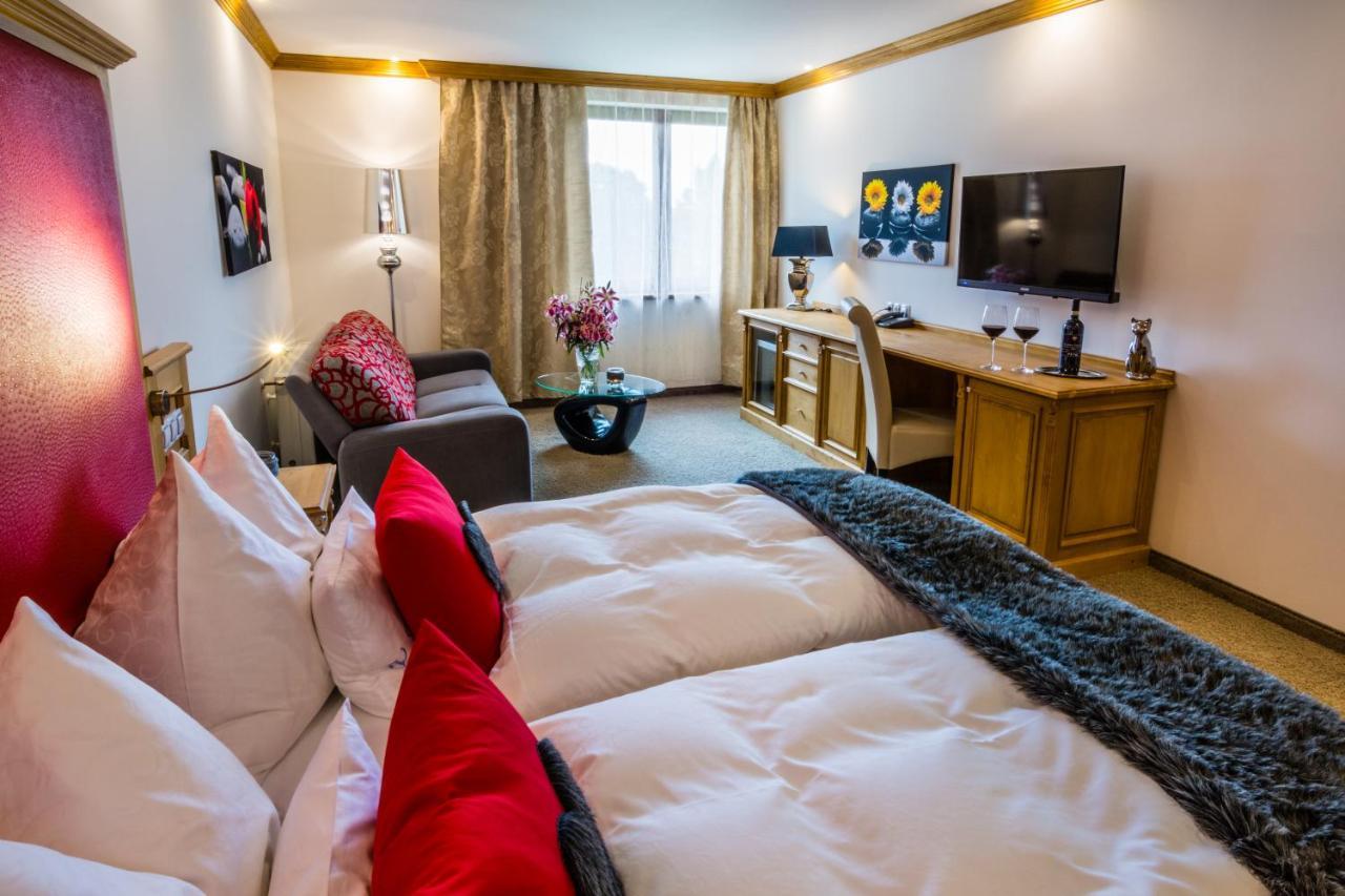 Wellness Hotel V Nebi Kořenov エクステリア 写真